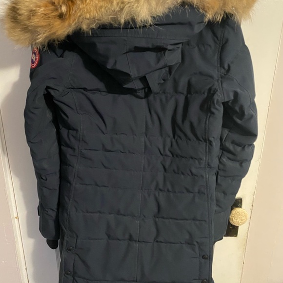 Women’s CANADA GOOSE jacket - Picture 3 of 4